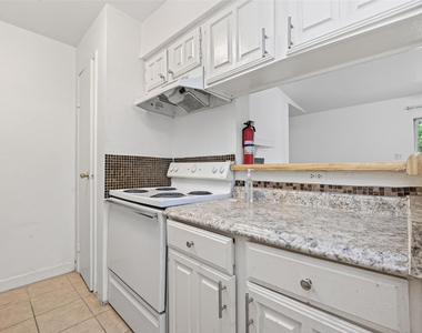 6001 Reims Road - Photo Thumbnail 7