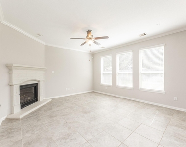18119 Tall Chestnut Street - Photo Thumbnail 8