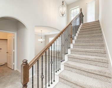 18119 Tall Chestnut Street - Photo Thumbnail 23