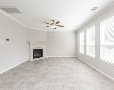 18119 Tall Chestnut Street - Photo Thumbnail 9