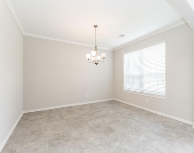 18119 Tall Chestnut Street - Photo Thumbnail 5