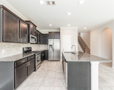 18119 Tall Chestnut Street - Photo Thumbnail 12