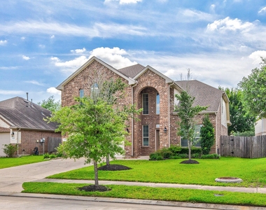 18119 Tall Chestnut Street - Photo Thumbnail 1