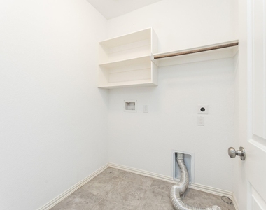 18119 Tall Chestnut Street - Photo Thumbnail 24