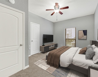 2425 Augusta Drive - Photo Thumbnail 11