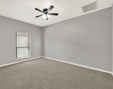 2425 Augusta Drive - Photo Thumbnail 22
