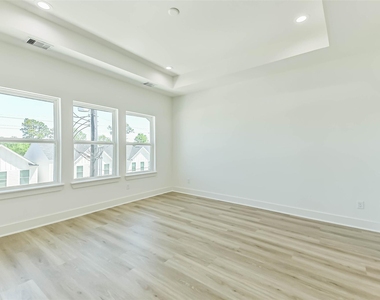 5703 Balbo Street - Photo Thumbnail 23