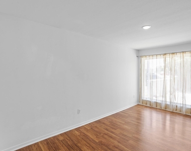 1408 Hughes Street - Photo Thumbnail 11