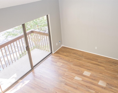 12900 Walden Road - Photo Thumbnail 20