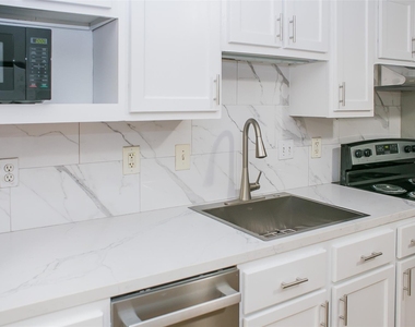12900 Walden Road - Photo Thumbnail 8