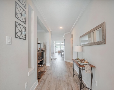 4607 Cold Stream Court - Photo Thumbnail 5