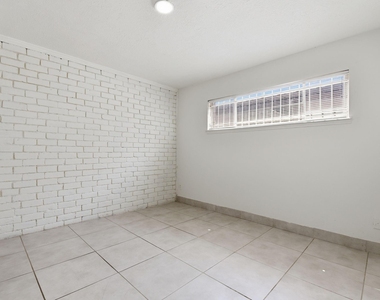 7900 Westheimer Road - Photo Thumbnail 24