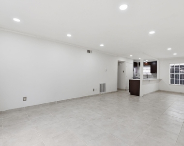 7900 Westheimer Road - Photo Thumbnail 14