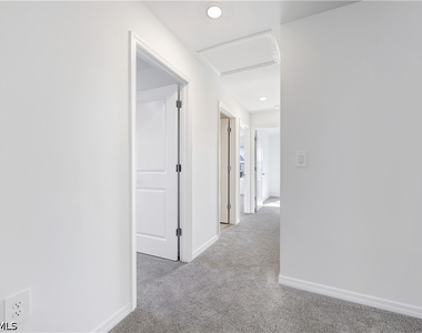 4050 San Felice Lane - Photo Thumbnail 21