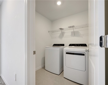 4050 San Felice Lane - Photo Thumbnail 24