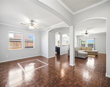 1707 N Highlands Crossing - Photo Thumbnail 8