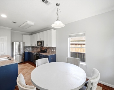 1707 N Highlands Crossing - Photo Thumbnail 19