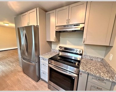 14 Cummings Hill - Photo Thumbnail 3