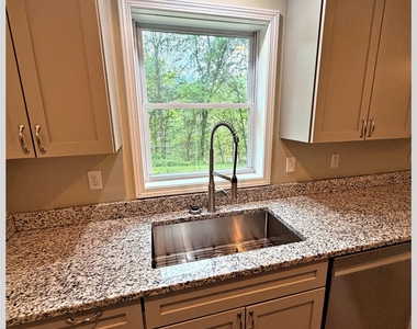 14 Cummings Hill - Photo Thumbnail 5