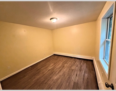 14 Cummings Hill - Photo Thumbnail 13
