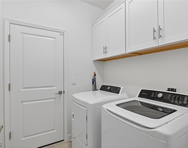 14001 Hunter Oak Drive - Photo Thumbnail 25