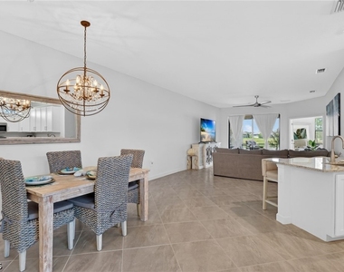 14001 Hunter Oak Drive - Photo Thumbnail 12