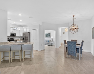 14001 Hunter Oak Drive - Photo Thumbnail 6