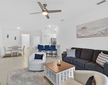 14008 Hunter Oak Drive - Photo Thumbnail 6