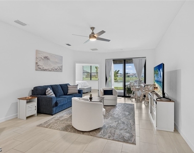 14008 Hunter Oak Drive - Photo Thumbnail 7