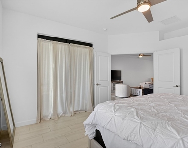 14008 Hunter Oak Drive - Photo Thumbnail 14