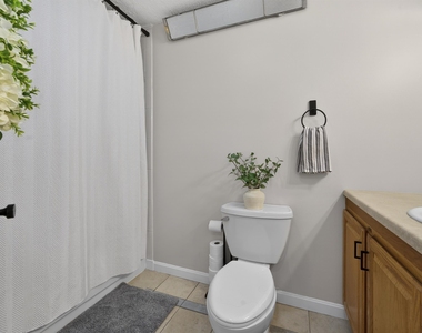 120 Fisherville - Photo Thumbnail 12