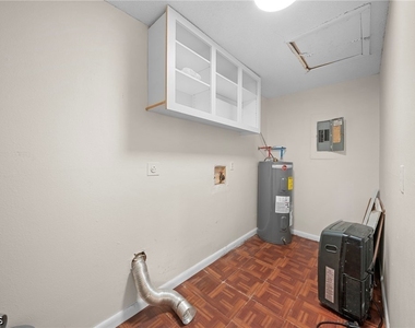 5551 5th Avenue - Photo Thumbnail 8
