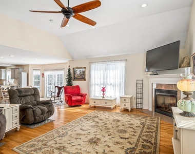 20 Ordway - Photo Thumbnail 9