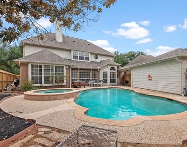 22007 Crossbrook Drive - Photo Thumbnail 47