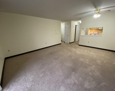 121 Eastern - Photo Thumbnail 12