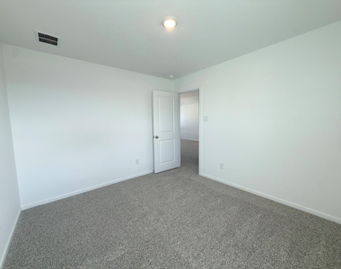 9122 Serene Haven Drive - Photo Thumbnail 12