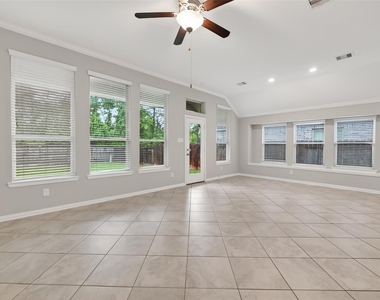 134 S Bearkat Court - Photo Thumbnail 15