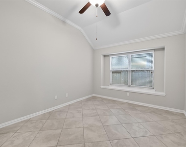 134 S Bearkat Court - Photo Thumbnail 25