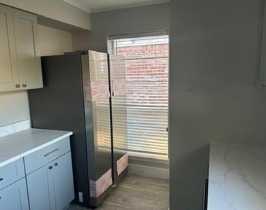 3415 Wingdale Court - Photo Thumbnail 5