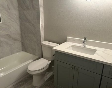 3415 Wingdale Court - Photo Thumbnail 8