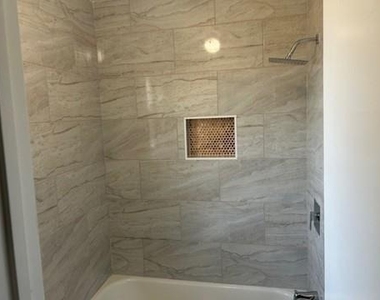 3415 Wingdale Court - Photo Thumbnail 9