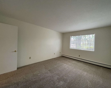 379 Huse - Photo Thumbnail 28