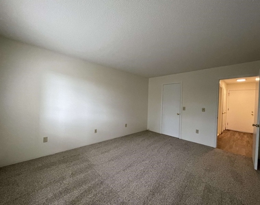379 Huse - Photo Thumbnail 33