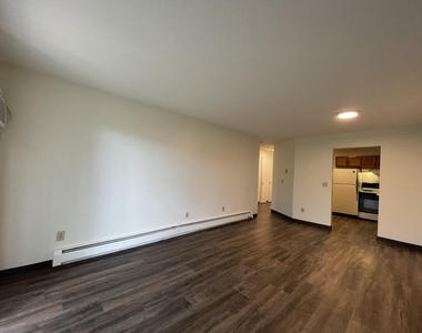 379 Huse - Photo Thumbnail 22