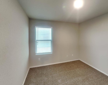 10511 Varmus Drive - Photo Thumbnail 8