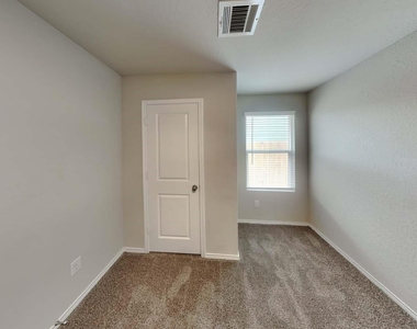 10511 Varmus Drive - Photo Thumbnail 12