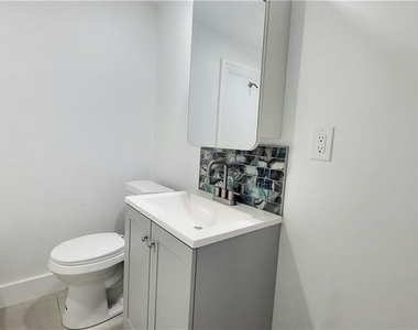 10671 Hampton Street - Photo Thumbnail 15