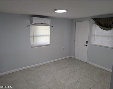 111 Palmetto Lane W - Photo Thumbnail 9