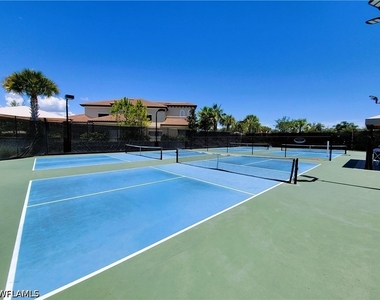 13728 Luna Drive - Photo Thumbnail 20
