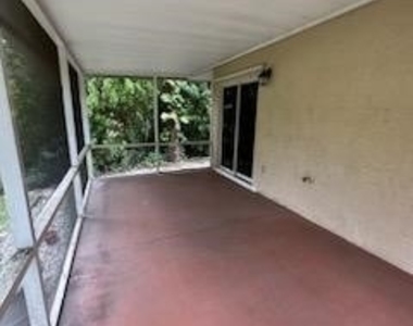 9211 Seville Road - Photo Thumbnail 11